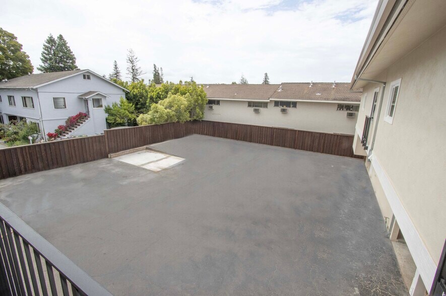 More Photos Of 1380 Lincoln Ave, San Rafael Apartments For Sale