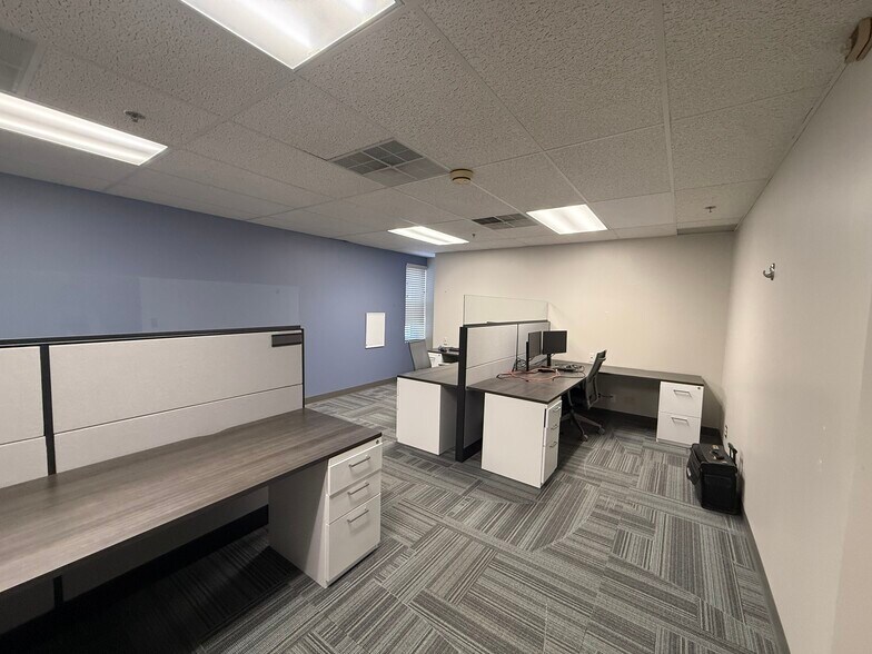 More Photos Of 1979 Holland Ave, Port Huron Medical For Lease