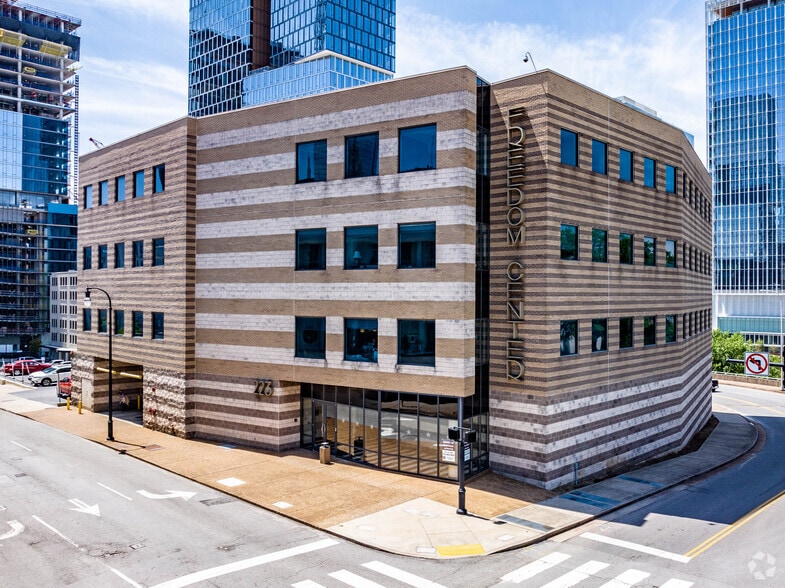 Primary Photo Of 223 Rosa L Parks Blvd, Nashville Office For Lease
