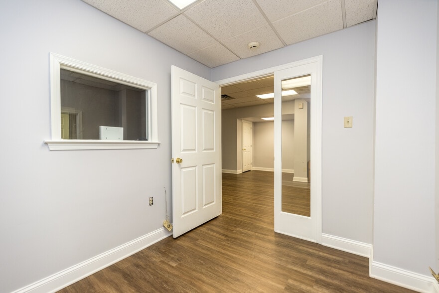 More Photos Of 600 E Main St, Lansdale Office Residential For Sale
