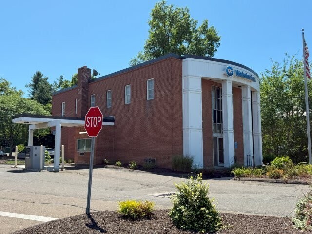 Primary Photo Of , North Haven Unknown For Sale