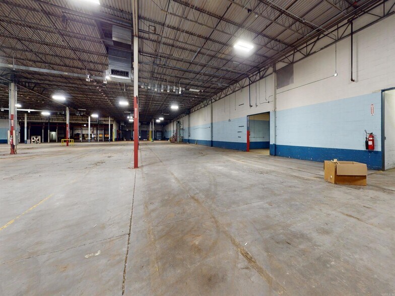 More Photos Of 103 Red Bridge Rd, De Queen Warehouse For Sale