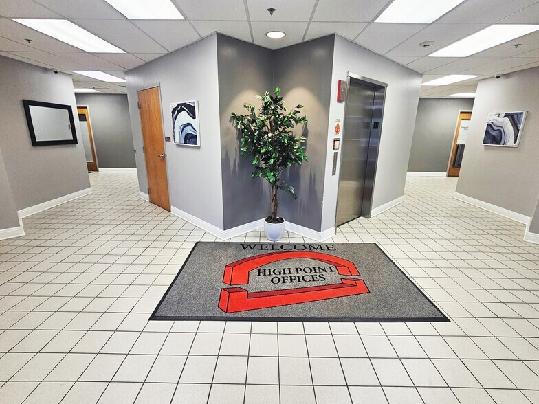 More Photos Of 9500 Bormet Dr, Mokena Office For Lease