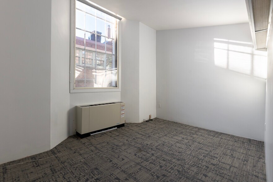 More Photos Of 70 Charles St, Boston Office For Sale