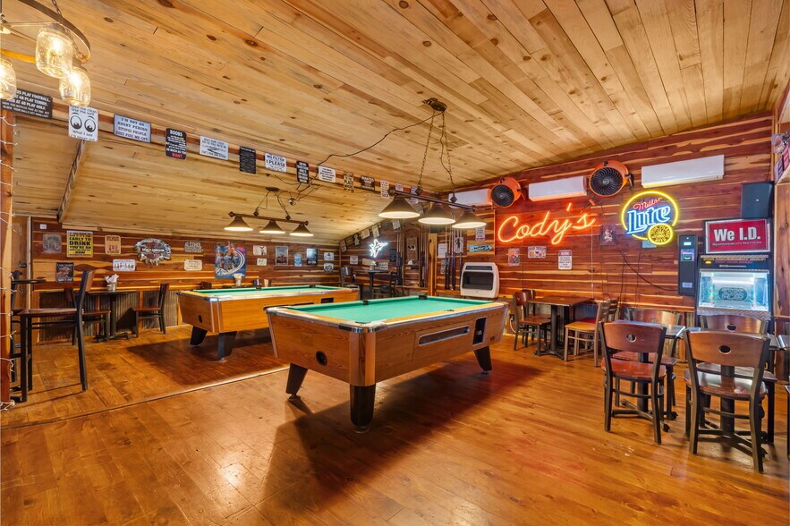 More Photos Of 6162 US Highway 160, Theodosia Restaurant For Sale