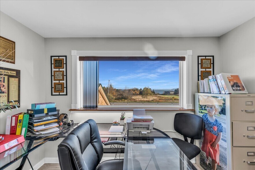 More Photos Of 357 W Main St, Searsport Freestanding For Sale