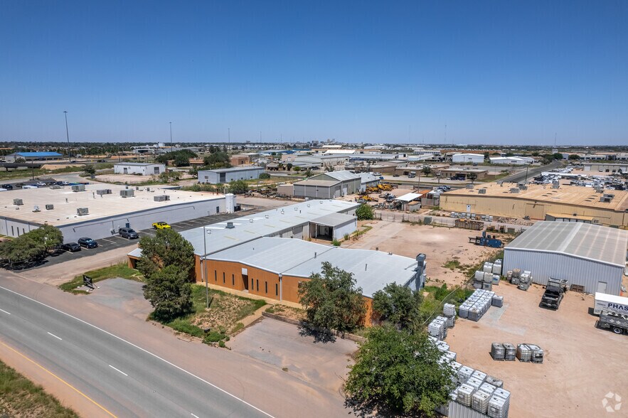 More Photos Of 2045 S Loop 250 W, Midland Warehouse For Sale