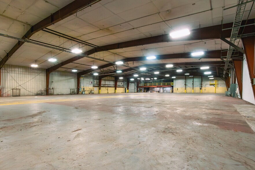 More Photos Of 199 Paradise Valley Rd, Athens Warehouse For Sale