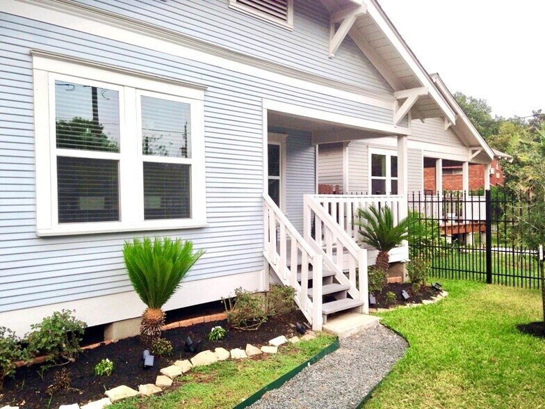 More Photos Of ,  Unknown For Sale