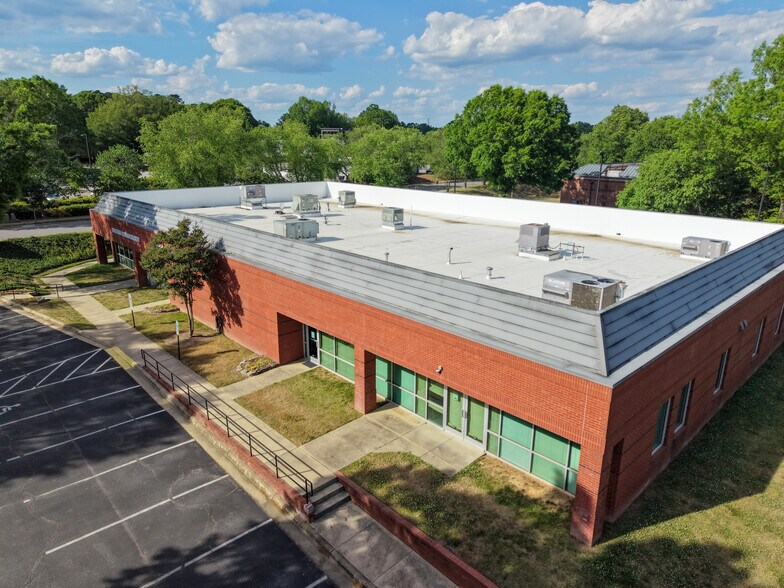 Primary Photo Of 800 Springfield Commons Dr, Raleigh Medical For Sale