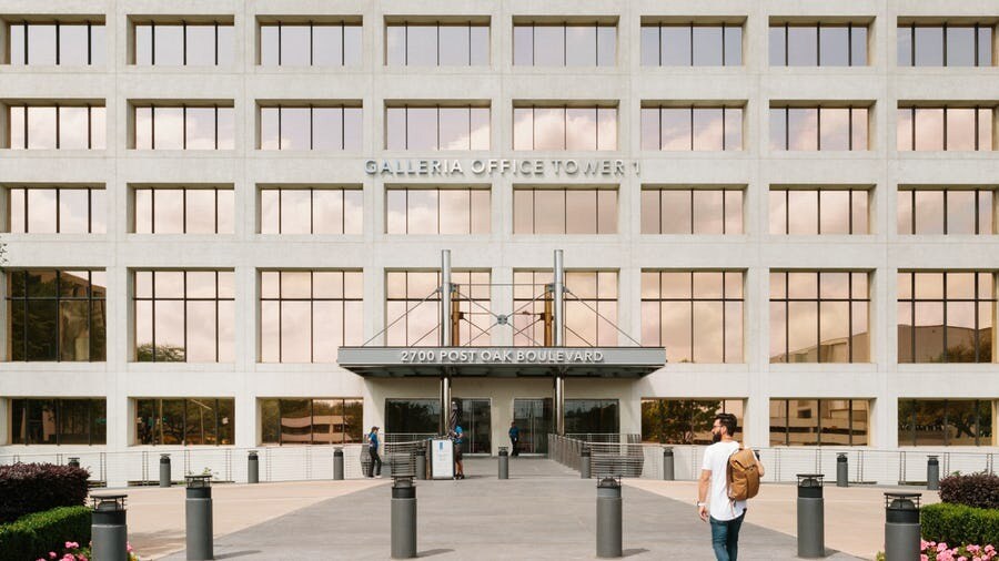 More Photos Of 2700 Post Oak Blvd, Houston Office For Lease