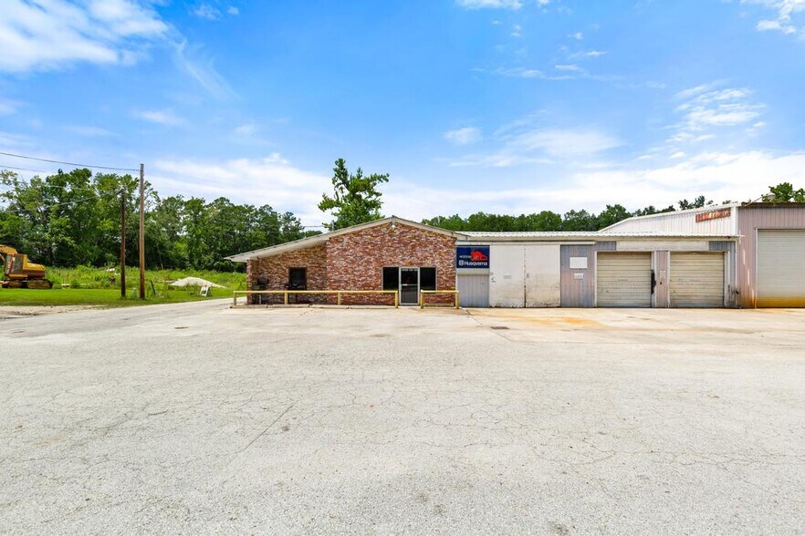 More Photos Of 15928 County Road 108, Hilliard Service For Sale