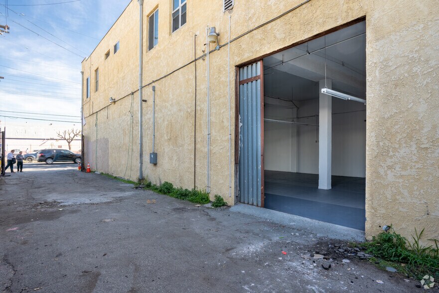 More Photos Of 5937-5957 Avalon Blvd, Los Angeles Apartments For Lease