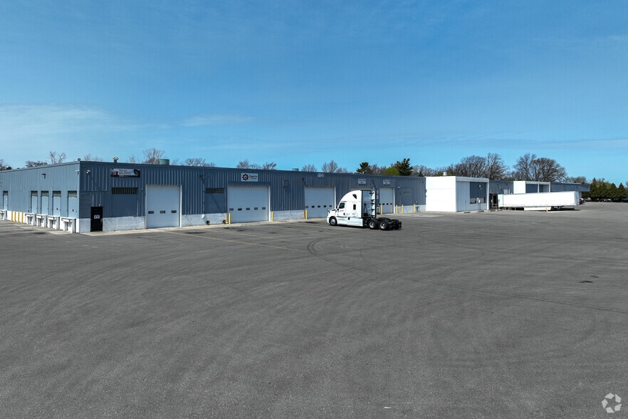 More Photos Of 1125 N Perry Rd, Pontiac Warehouse For Lease