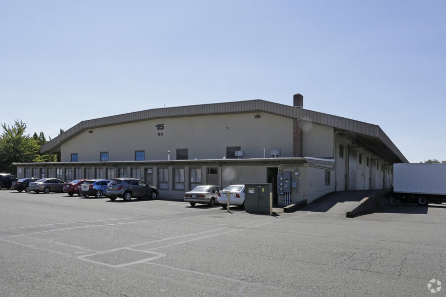 More Photos Of 9704 40th Ave SW, Lakewood Unknown For Lease