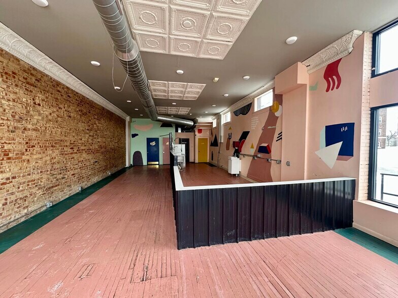 More Photos Of 800 E Michigan Ave, Lansing Apartments For Lease