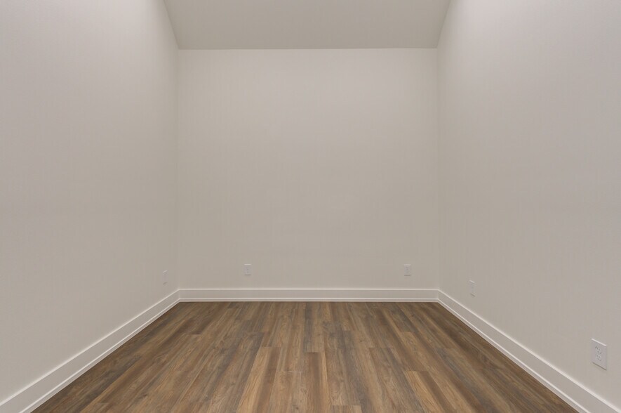 More Photos Of 8926 County Road 6820, Lubbock Warehouse For Sale