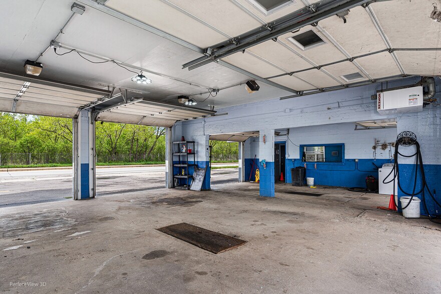 More Photos Of 13727 S Halsted St, Riverdale General Retail For Sale