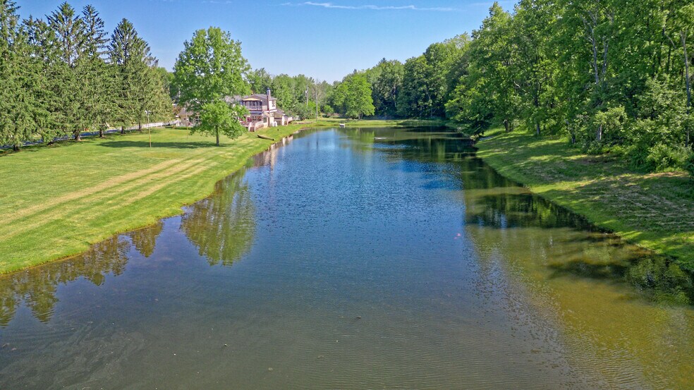 More Photos Of 160 Creamery Rd, Greenville Specialty For Sale
