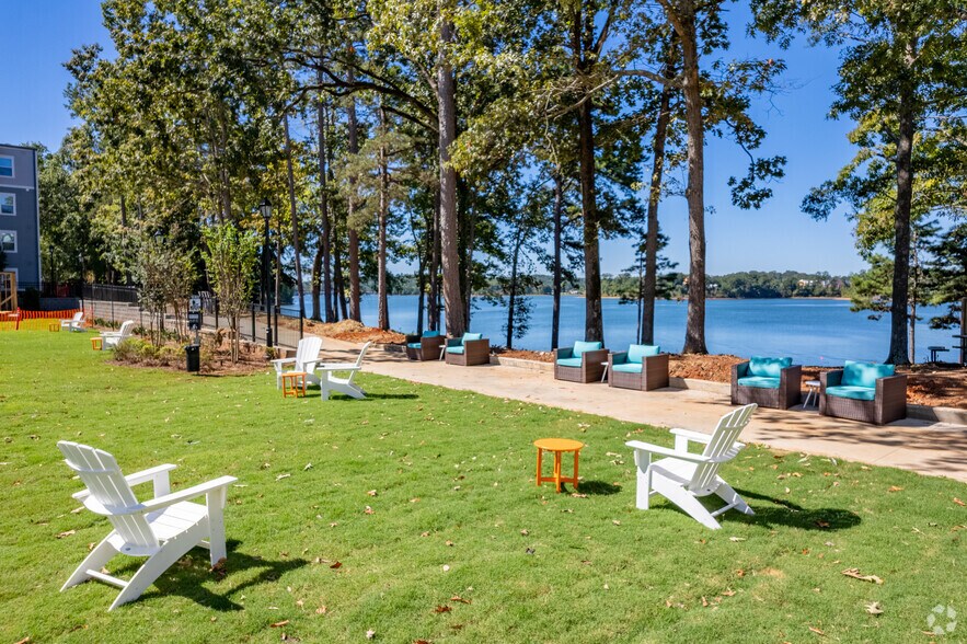 More Photos Of 894 Tiger Blvd, Clemson Apartments For Lease