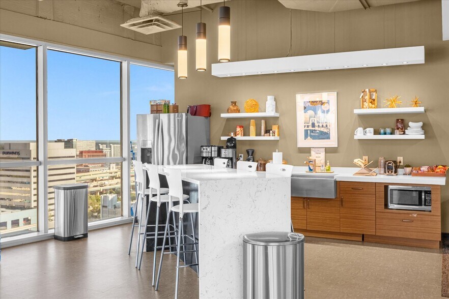 More Photos Of 121-189 S Orange Ave, Orlando Office Residential For Sale