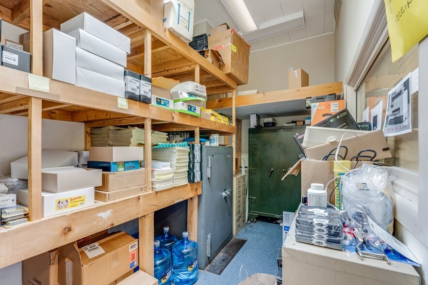 More Photos Of 115 Chestnut St, Philadelphia Office For Lease