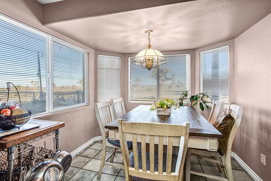 More Photos Of 10439 Mesa St, Oak Hills Multifamily For Sale