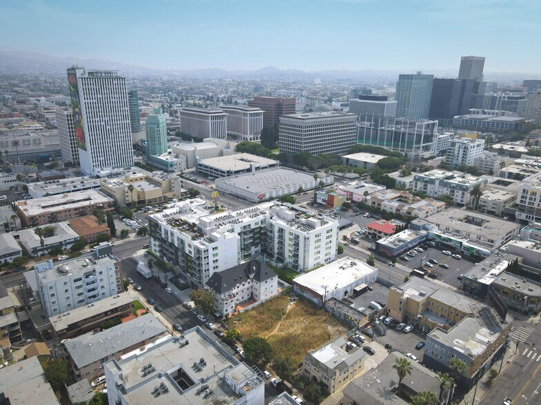 More Photos Of 722 S Manhattan Pl, Los Angeles Apartments For Sale