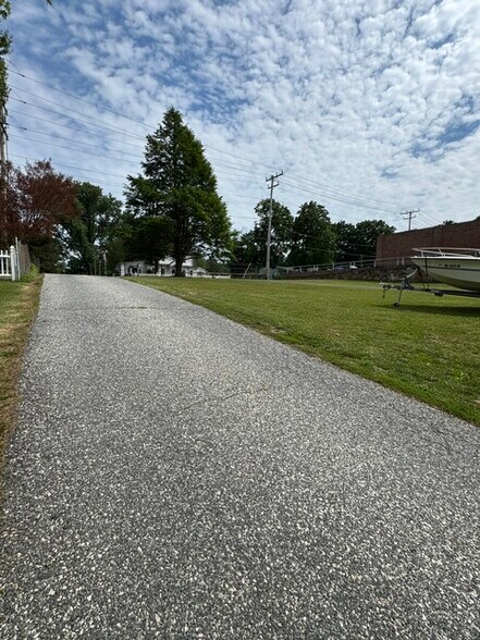 More Photos Of 2806 Cedarhurst Rd, Finksburg Industrial For Sale