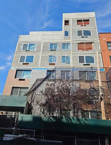 More Photos Of 883 Bryant Ave, Bronx Multifamily For Sale