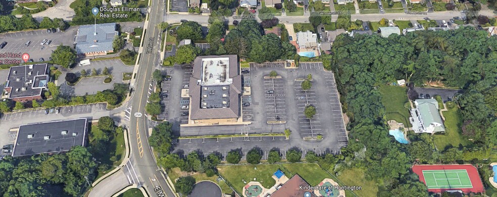 More Photos Of 175 E Main St, Huntington Medical For Lease