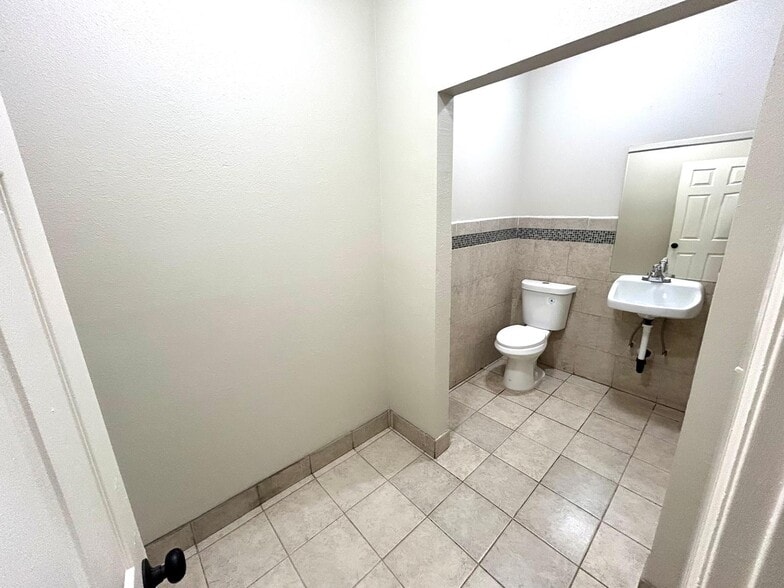 More Photos Of 247 E Highland Ave, San Bernardino Office Residential For Sale