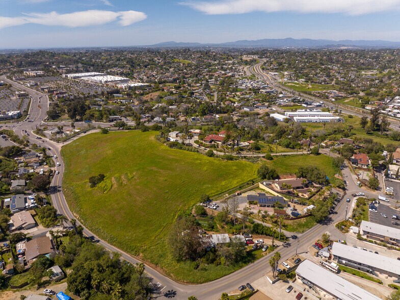 More Photos Of 0 Primrose Ave, Vista Land For Sale
