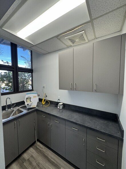 More Photos Of 1840-1844 E Baseline Rd, Tempe Medical For Lease
