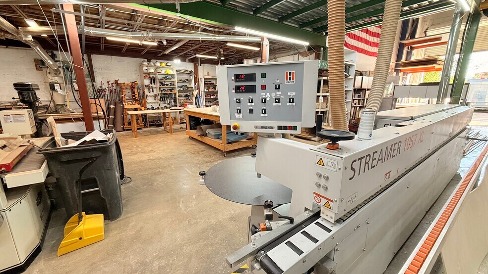 More Photos Of 8497-8499 NW 54th St, Doral Warehouse For Sale