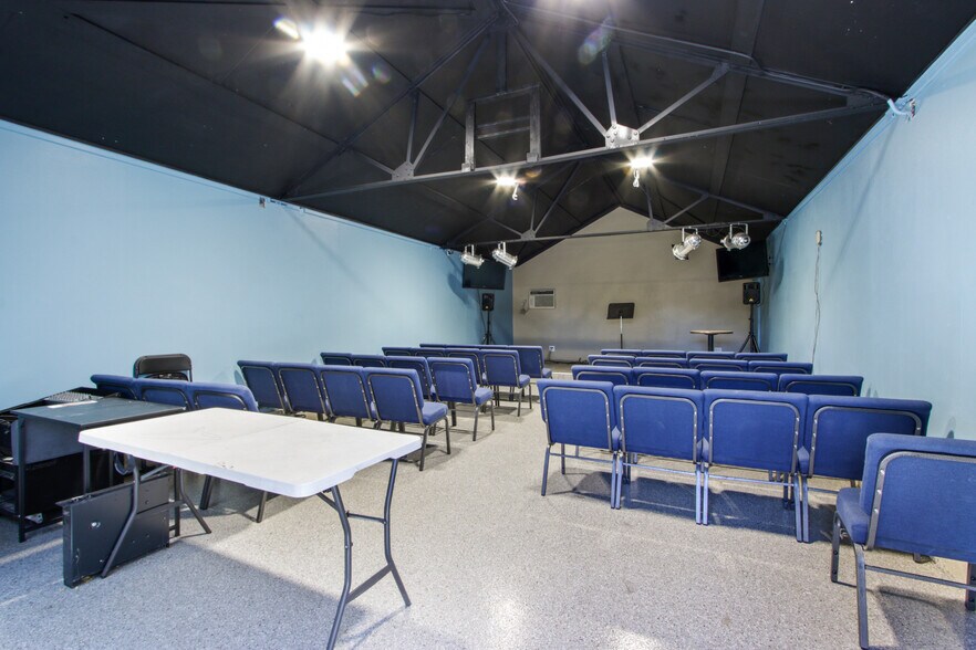 More Photos Of 6575 Crescent Ave, Buena Park Schools For Lease