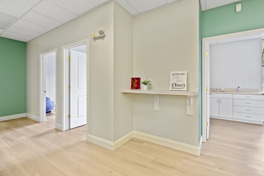 More Photos Of 3606 Maclay Blvd S, Tallahassee Medical For Lease