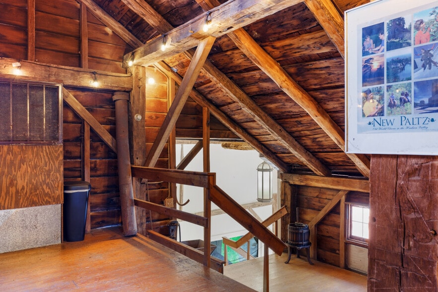 More Photos Of 52 Allhusen Rd, New Paltz Winery Vineyard For Sale