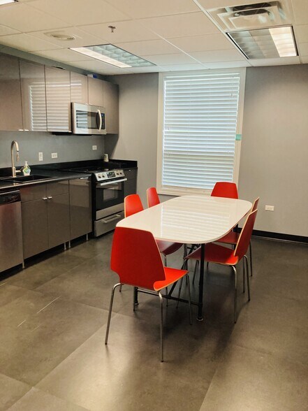 More Photos Of 26200 S Whiting Way, Monee Warehouse For Lease