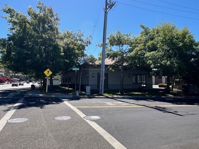 More Photos Of 1400 Moraga Way, Moraga Storefront For Lease