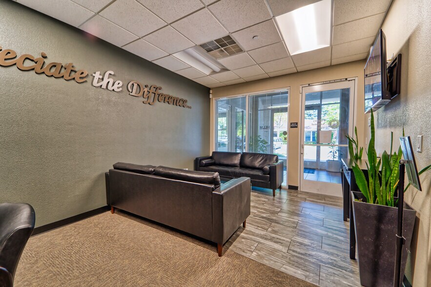 More Photos Of 471 Century Park Dr, Yuba City Office For Sale