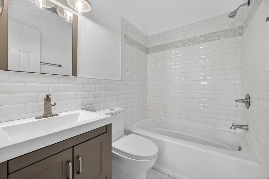 More Photos Of 7205 Livingston Rd, Oxon Hill Office Residential For Sale