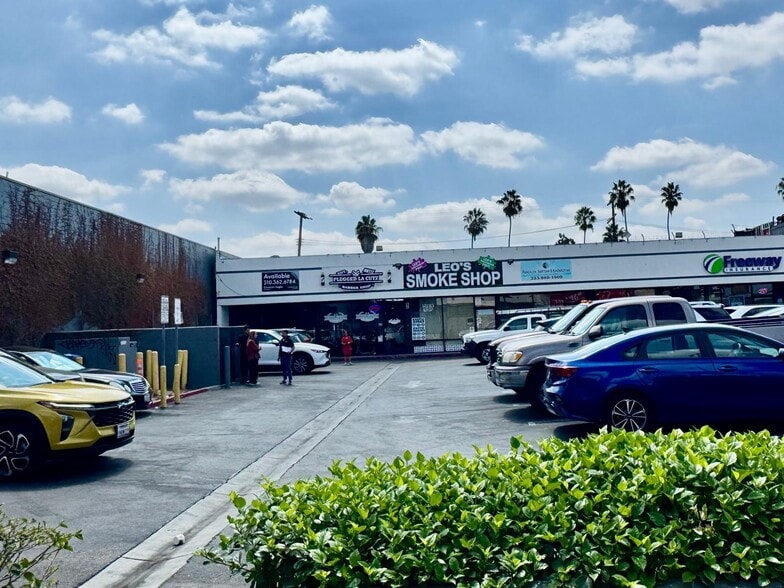 More Photos Of 5520-5530 Santa Monica Blvd, Los Angeles Unknown For Lease