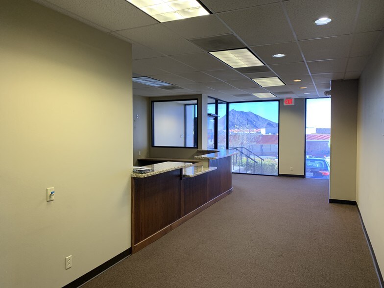 More Photos Of 444 Executive Center Blvd, El Paso Office For Lease