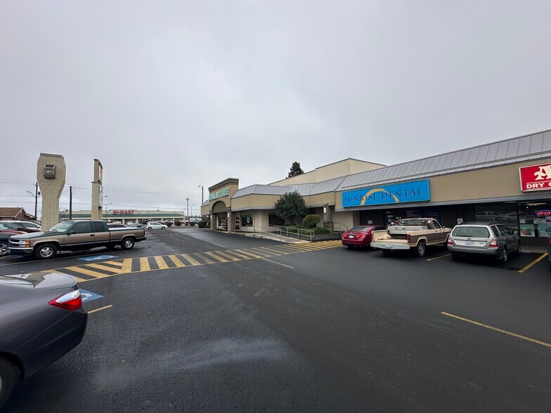 More Photos Of 1600-1648 Plaza Way, Walla Walla Unknown For Lease