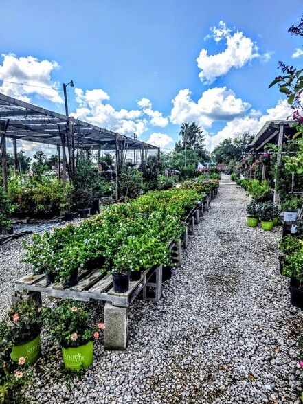 More Photos Of 20698 Eva St, Montgomery Garden Center For Lease
