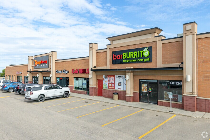 More Photos Of 993 Fir St, Edmonton Unknown For Lease