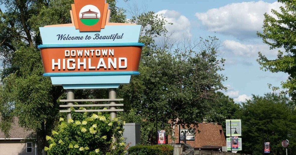 More Photos Of 9620 Farmer Dr, Highland Apartments For Sale