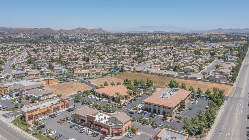 More Photos Of Date St, Temecula Land For Lease