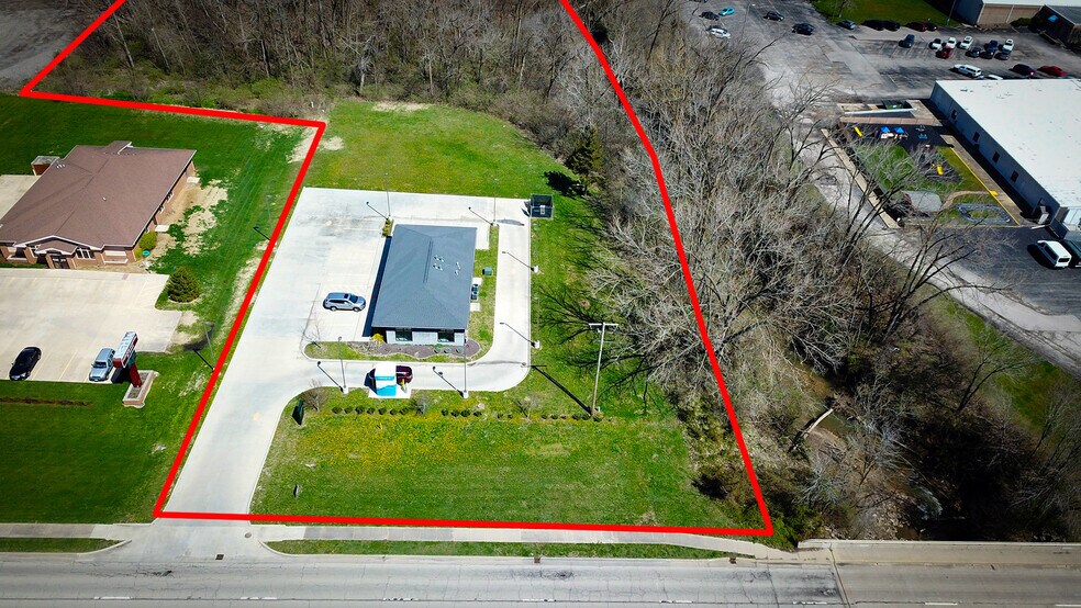 More Photos Of 1070 W South Side Dr, Decatur Office For Sale